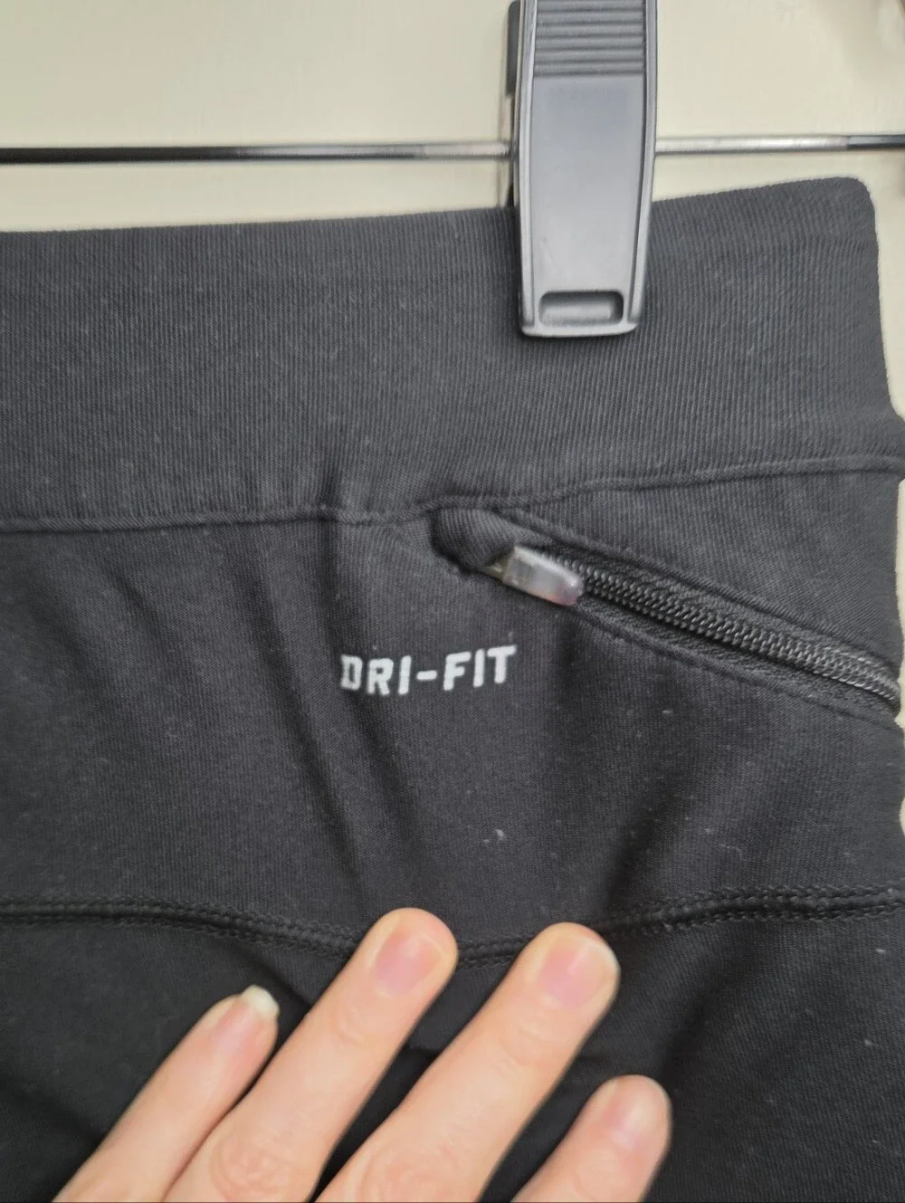 Women's Nike Dri Fit Black Cropped Leggings Sz Medium